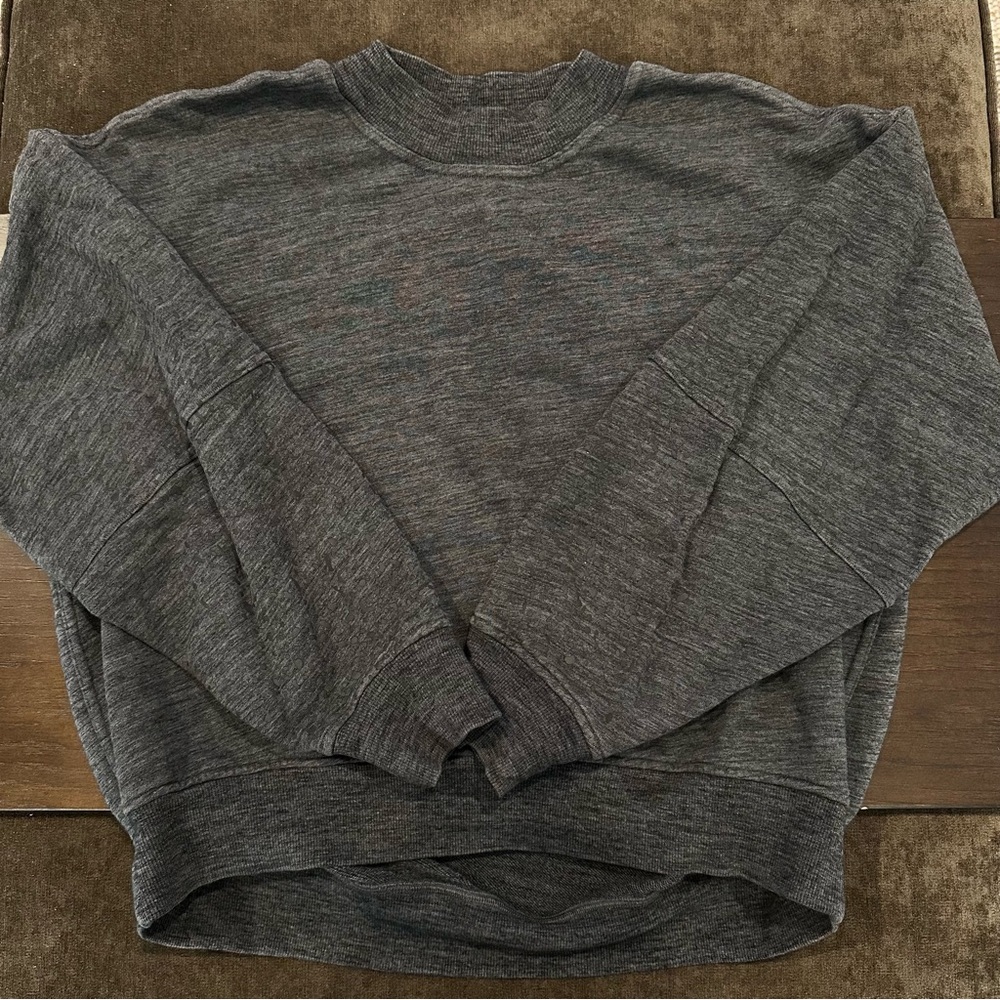 Lululemon To The Beat Sweatshirt *lululemon X SoulCycle* size 10